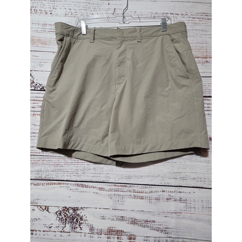 American Eagle Outfitters Mens Flex Shorts Khaki Tan Size 33 Nylon Stretch 7in
